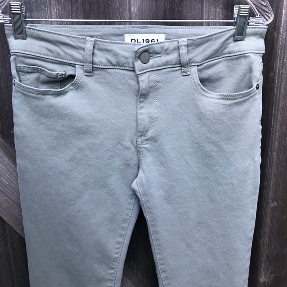 DL 1961 Florence Instascupt Cropped (Grove) - Picture 2 of 10